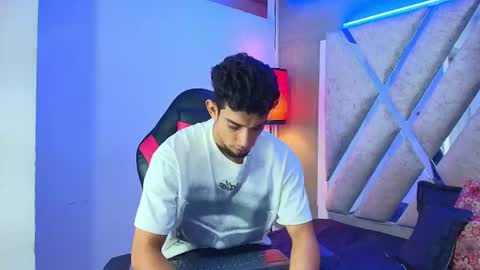 prince_arthur77 online show from 06-16-26, 02:09