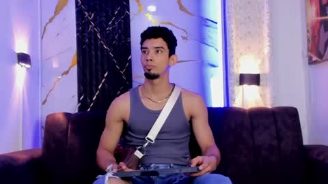 prince_arthur77 online show from 06-26-26, 01:59