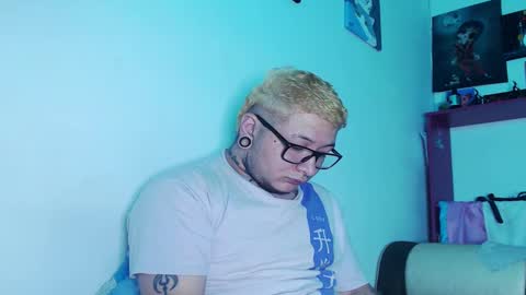 Snapshot of prince_ftm1 chatting on 12-15-24, 11:42 Prince online show from 12-15-24, 11:42