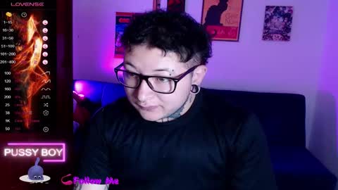 Snapshot of prince_ftm1 chatting on 09-18-25, 02:52 Prince online show from 09-18-25, 02:52