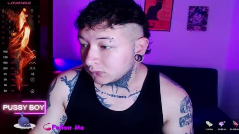 Snapshot of prince_ftm1 chatting on 09-20-25, 05:47 Prince online show from 09-20-25, 05:47