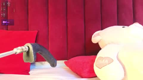 Snapshot of prince_poppy_ chatting on 10-24-25, 09:00 PRINCEPOPPY online show from 10-24-25, 09:00