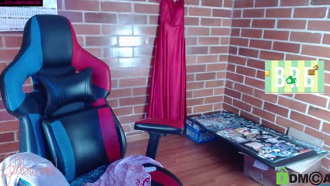 Snapshot of princesa_leia_zathur chatting on 01-09-25, 04:39 Leia online show from 01-09-25, 04:39