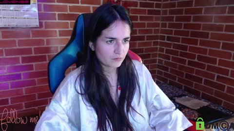 Snapshot of princesa_leia_zathur chatting on 01-27-25, 10:27 Leia online show from 01-27-25, 10:27