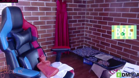 Snapshot of princesa_leia_zathur chatting on 01-31-25, 01:23 Leia online show from 01-31-25, 01:23
