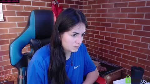 Snapshot of princesa_leia_zathur chatting on 02-14-25, 12:57 Leia online show from 02-14-25, 12:57