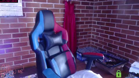 Snapshot of princesa_leia_zathur chatting on 03-09-25, 06:32 Leia online show from 03-09-25, 06:32