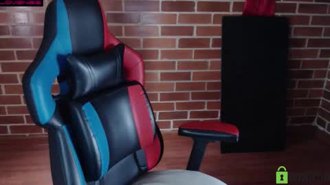 Leia online show from 10-15-25, 05:13