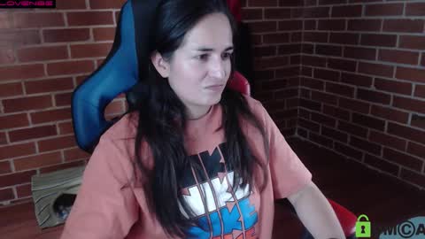 Snapshot of princesa_leia_zathur chatting on 03-16-26, 09:19 Leia online show from 03-16-26, 09:19