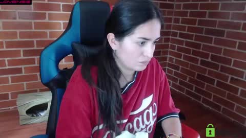 Snapshot of princesa_leia_zathur chatting on 05-01-26, 07:07 Leia online show from 05-01-26, 07:07