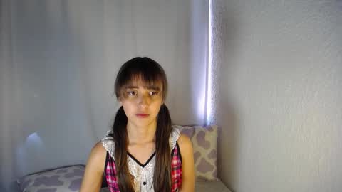 Snapshot of princess_emily69 chatting on 01-07-25, 06:45 Emily online show from 01-07-25, 06:45