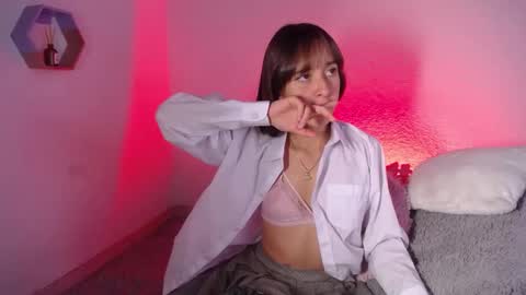 Snapshot of princess_emily69 chatting on 09-25-25, 04:54 Emily online show from 09-25-25, 04:54