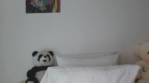 Sophie online show from 12-01-25, 03:44