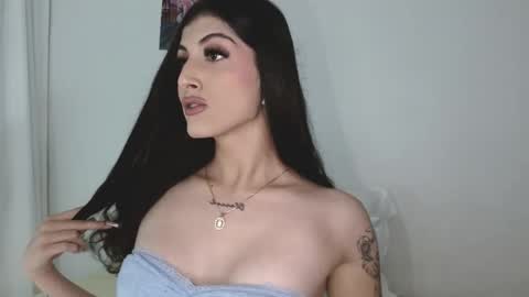 Sophie online show from 12-04-25, 08:50