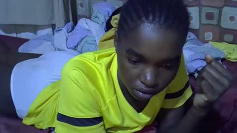 princess_scovia online show from 09-15-25, 04:12