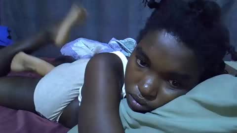 princess_scovia online show from 12-02-25, 06:41