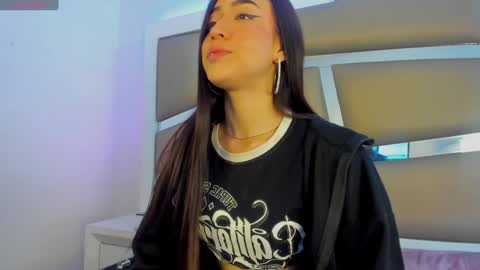 Snapshot of princess_tokyo_ chatting on 01-27-25, 03:39 princess_tokyo_ online show from 01-27-25, 03:39