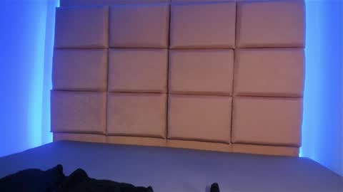 princess_tokyo_ online show from 12-05-25, 05:09