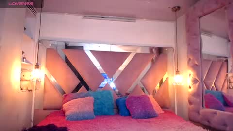 princessa_charlotte online show from 06-20-26, 08:00