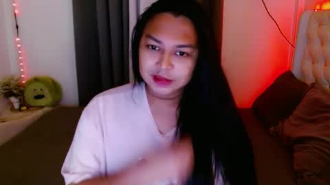 Snapshot of princessaimi69 chatting on 01-23-25, 11:37 Aimi online show from 01-23-25, 11:37