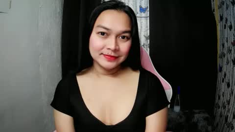 Snapshot of princessaimi69 chatting on 04-22-26, 11:39 Aimi online show from 04-22-26, 11:39
