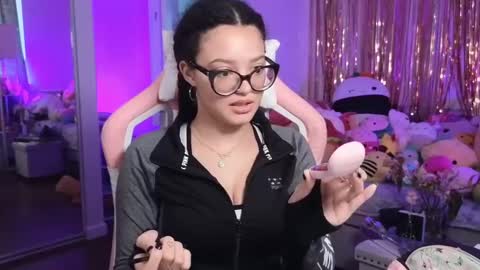 Snapshot of princessamberrrxo chatting on 03-18-26, 10:46 Amber online show from 03-18-26, 10:46