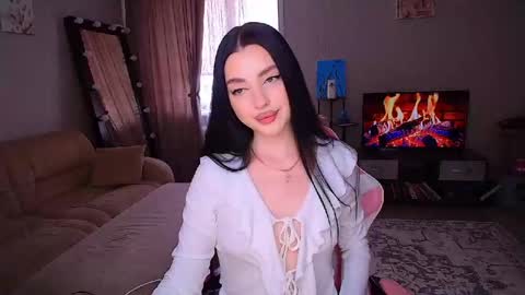princessamira1 online show from 05-28-26, 07:38