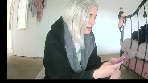 KCGREY online show from 03-20-26, 11:04