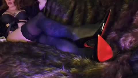 Snapshot of princesscherries chatting on 11-12-25, 07:20 Princess Cherry online show from 11-12-25, 07:20