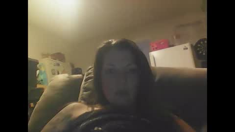 Daisy online show from 10-22-25, 02:23