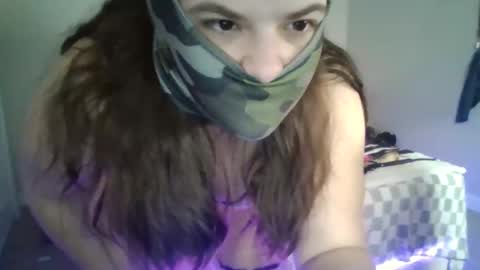 Snapshot of princessicekitten chatting on 03-09-26, 09:13 princessicekitten online show from 03-09-26, 09:13