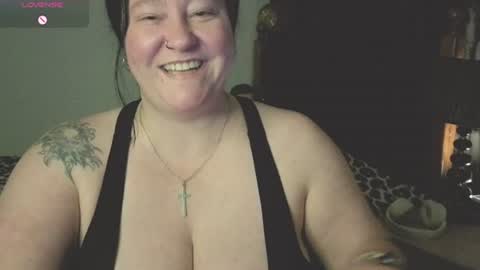 Snapshot of princesslux18 chatting on 07-07-26, 07:40 Lux Alot Luxi online show from 07-07-26, 07:40