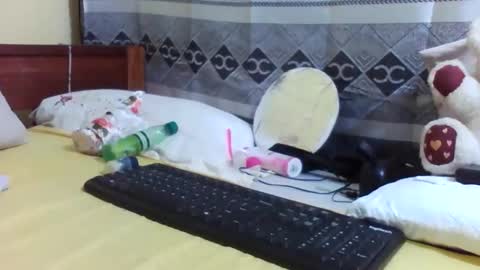 Snapshot of princessmiles2 chatting on 03-15-26, 03:51 phelly online show from 03-15-26, 03:51