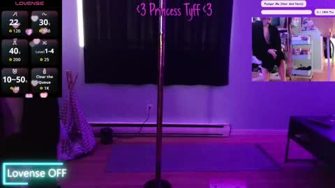 Snapshot of princesstyff chatting on 04-14-26, 01:06 Tyff et Blast online show from 04-14-26, 01:06