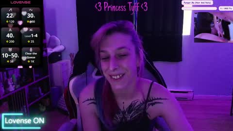 Snapshot of princesstyff chatting on 04-23-26, 12:29 Tyff et Blast online show from 04-23-26, 12:29