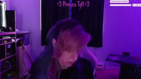 Snapshot of princesstyff chatting on 04-29-26, 12:09 Tyff et Blast online show from 04-29-26, 12:09