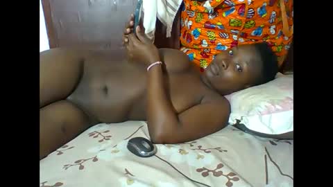 Snapshot of princessyankee chatting on 09-25-25, 06:50 Yanker online show from 09-25-25, 06:50