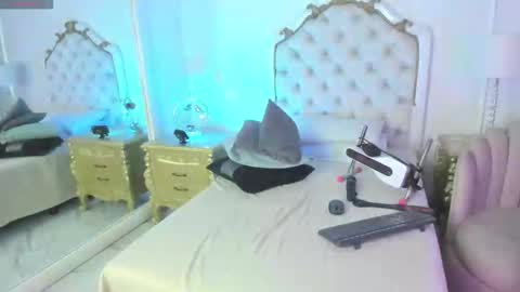 Marcela online show from 02-11-25, 10:50