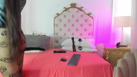 Marcela online show from 02-27-25, 07:47