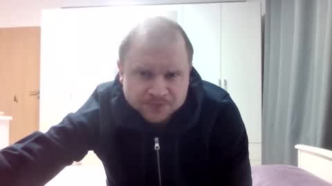 Stefan Heer Der Name bedeutet der der belohnt wird online show from 03-21-26, 05:56