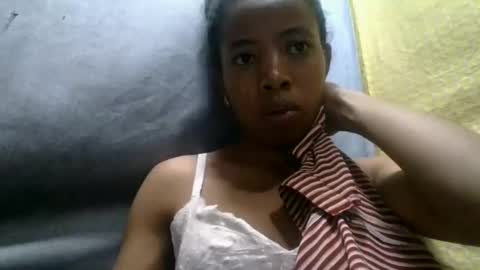 prisca880319 online show from 04-28-26, 09:36