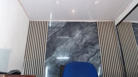 priscilarainbow online show from 12-28-24, 07:33