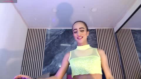 priscilarainbow online show from 01-09-25, 07:50