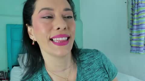 Snapshot of priscilasmiith25 chatting on 05-15-26, 02:29 PriscilaSmiith online show from 05-15-26, 02:29