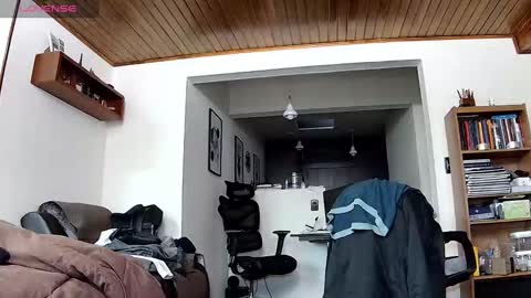 Probardetodo independent model online show from 10-05-25, 11:08