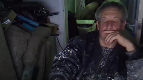 projectorepson online show from 11-11-25, 07:36