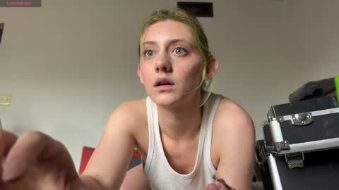 Oli online show from 04-17-26, 08:45