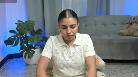    INDEPENDENT MODEL online show from 12-06-24, 08:07