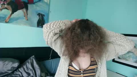 prxscillia_tx online show from 03-08-26, 04:33