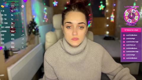 Queen of Pain online show from 01-04-25, 02:25